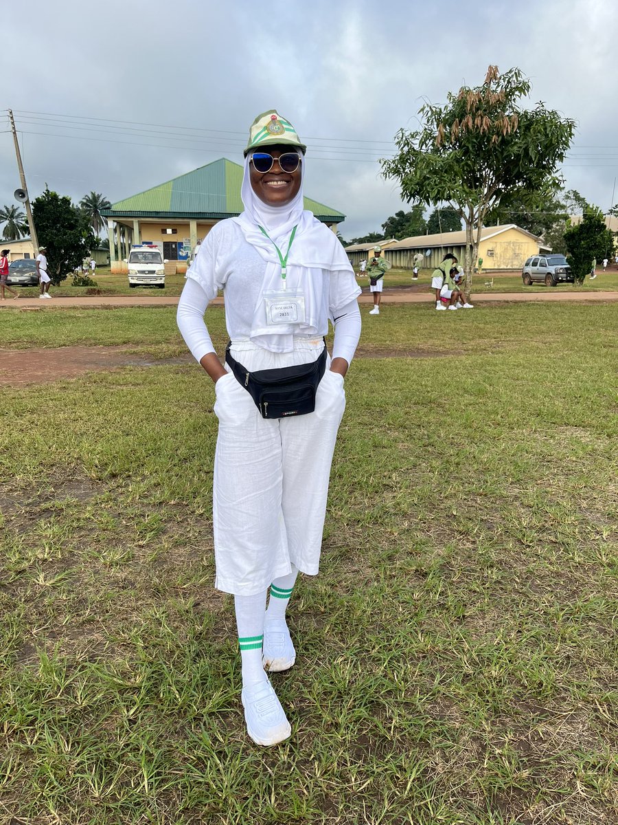 Omo Iya Tisa serving in style.❤️😍

Which of the favours of my Lord will I deny? Absolutely, none! Alhamdulillah Rabil Aalameen.🤲🏻🤲🏻🤲🏻