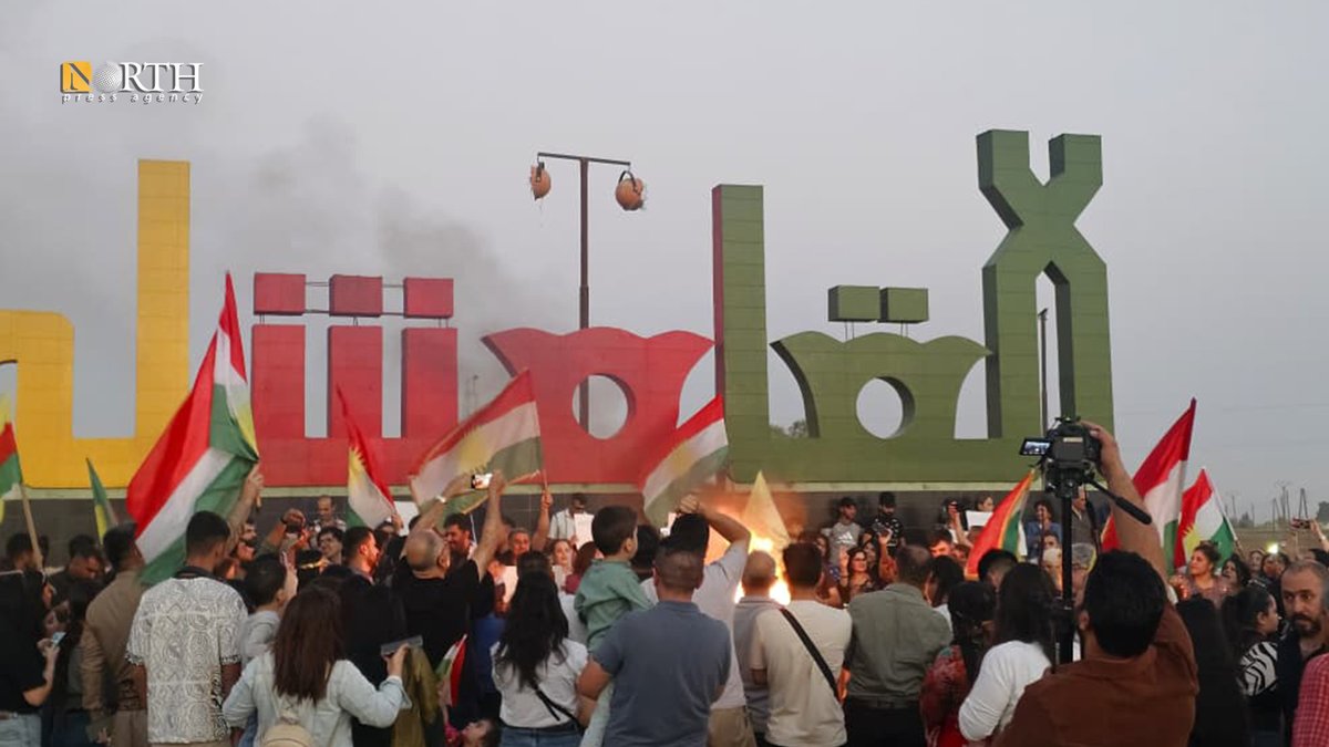 NPA_English's tweet image. Qamishli activists protest a decree ignoring their national holidays. #Qamishli #Syria #Protest #NorthPress
Nalin Muhamnad - North Press