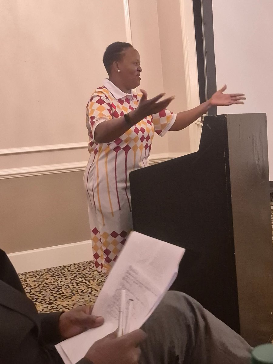 _cosatu's tweet photo. #DENOSA 2nd Deputy President Linah Jiyane addressed #PSI - Public Services International workshop on Gender Based Violence at workplace at Sunnyside Park hotel, South Africa #NoToGenderBasedViolence #NoToHarassment @PSIasiapacific @PSIglobalunion @ILOACTRAV @ILOAfrica https://t.co/jrPWsjR9YO