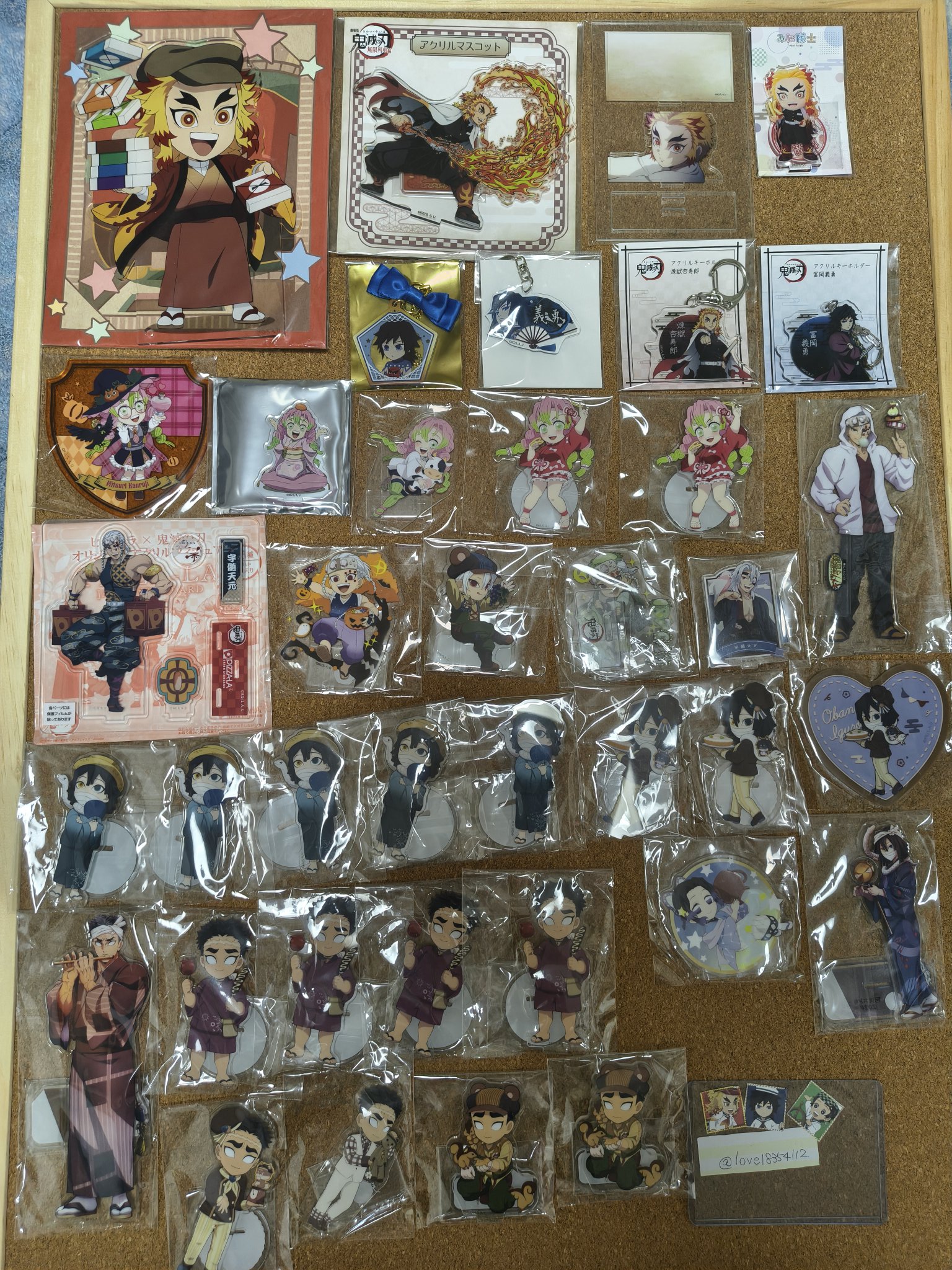 ⭐️鬼滅の刃⭐️【64点セット】特典　コースター　大量　グッズまとめ売り グッズ-コースター】鬼滅の刃 コースターコレクション 刀鍛冶の