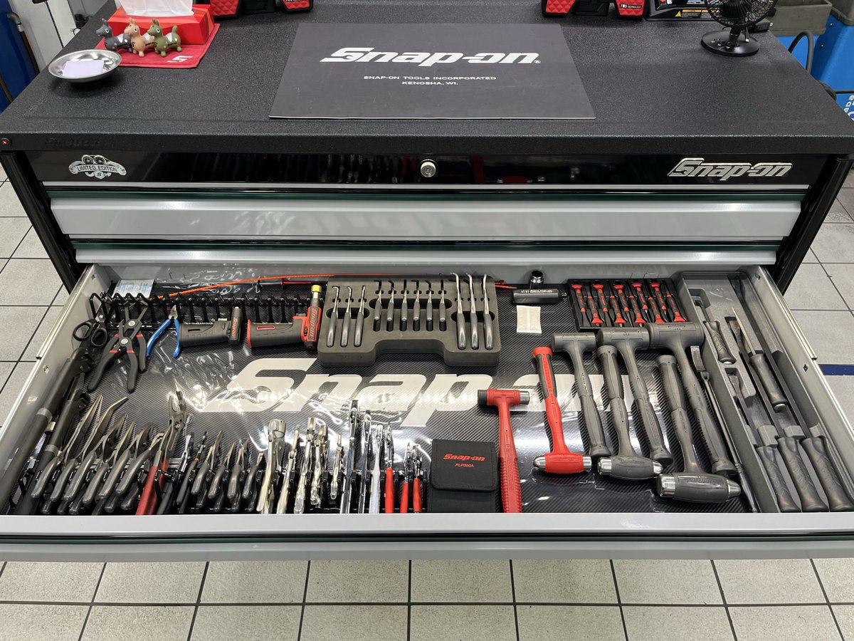 ss_epiq's tweet photo. #沼の工具箱選手権2025秋
#沼の工具箱選手権 
#snap_on
 #EPIQ
#収納うまくなりたい 
恐れ多くも浅瀬組とも名乗れず🫣
中身も増えず🙇配置換え程度の箱ですが、お手柔らかにお願い致します🙇 https://t.co/zjHJSH0ySY