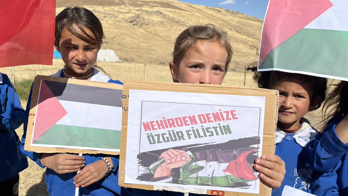 Filistin’e özgürlük!!! 
#Ağrı #tutak Dağlıca ilkokulu
#Gazze 
#GazzeİçinHareketeGeç 

<a href="/tcagrivaliligi/">T.C. Ağrı Valiliği</a> <a href="/agrimem/">AĞRI MEM</a> <a href="/hasan_kokrek/">Hasan Kökrek</a> <a href="/TUTAK_KYMKMLG04/">TUTAK KAYMAKAMLIĞI</a> <a href="/tutakmem/">Tutak İlçe MEM</a> <a href="/mehmetk_04/">mehmet kartal</a>