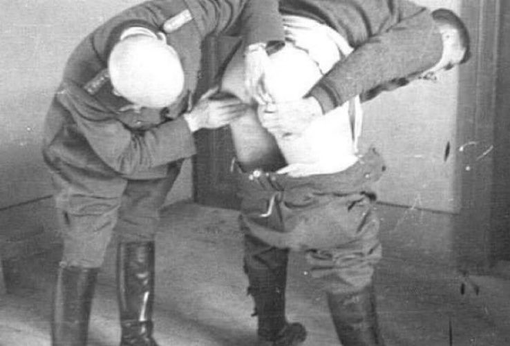 mr_tomashshelby's tweet image. Bogucki ja bym jednak prosił o jakieś źródło tych rewelacji, bo z całym szacunkiem, prędzej uwierzę żebrzącej cygance, niż pisowcowi w mediach. 
Nie jest tajemnicą że wasz przekaz to zwykle #danezdupy.