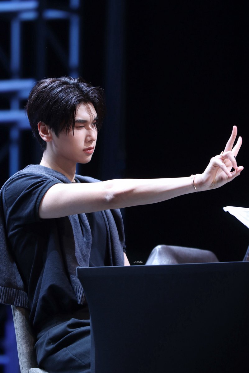 ซมน. — ☻ ☼ ☽ (SummerNight_) on X: 