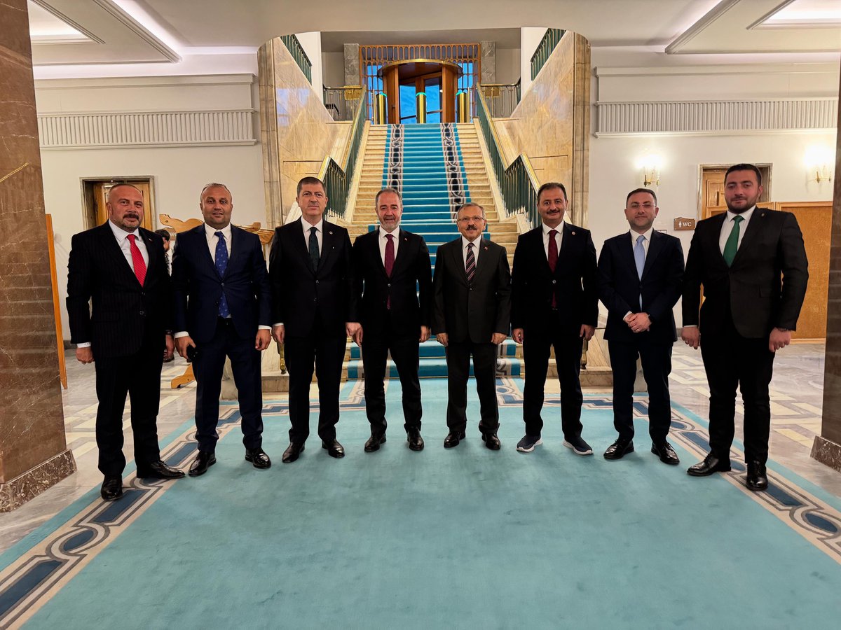yusufbeyazit60's tweet photo. 📍TBMM

İşimiz hizmet,
Gücümüz millet,
Sevdamız TOKAT…

#BizBüyükBirAileyiz
#AKParti https://t.co/KtzRo8cMpu