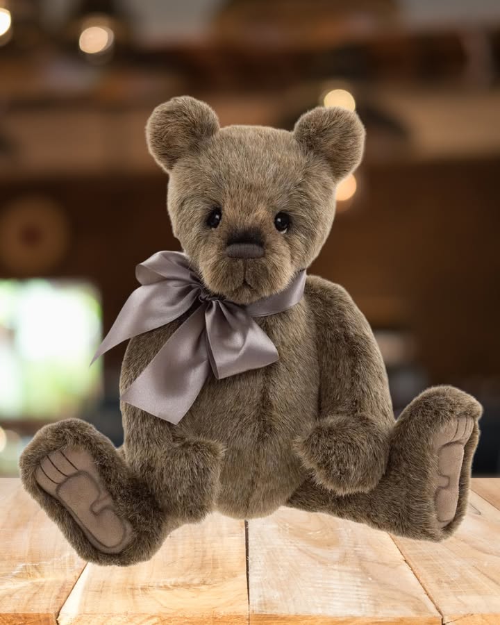 Teddybearland's tweet photo. Meet Barlow! β¨
Say hello to Barlow, one of the sweetest members of the Charlie Bears family!
Available now: https://t.co/56w7Hfsk0s
#Charliebears #mycharliebears #collectablebears #teddybearland #charliebearscollection https://t.co/ZqqTQqWIJO