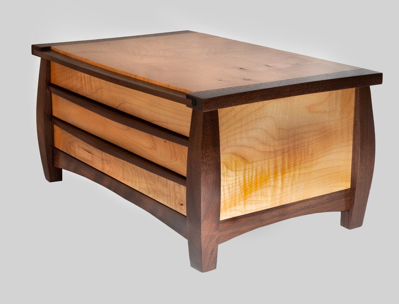 StephenAyotti's tweet photo. Handmade wooden jewelry box - only $385.00+
Check out this and much more on our Etsy shop! https://t.co/bYlfD3D4qN