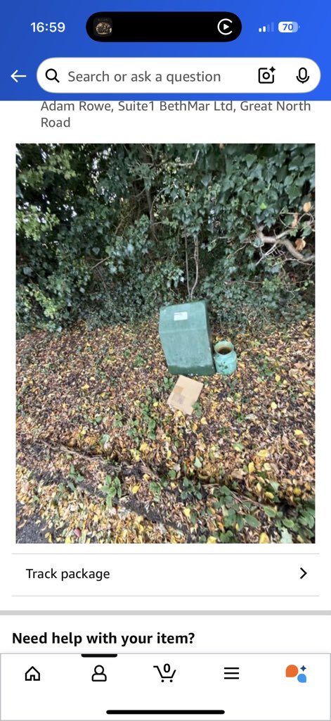 Adamrowe89's tweet photo. @amazon my package has been delivered through a letter box but picture says different……….and if you could tell me where this is in England that would be helpful…. https://t.co/Cg0itz7F0H