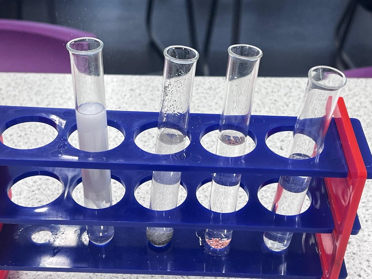 SmallHeathLA's tweet image. Year 9 students investigating how different metals react with acids. Careful observations and results recorded to identify patterns in reactivity. Great practical science in action.
#Science #PracticalLearning #Year9 #STEM