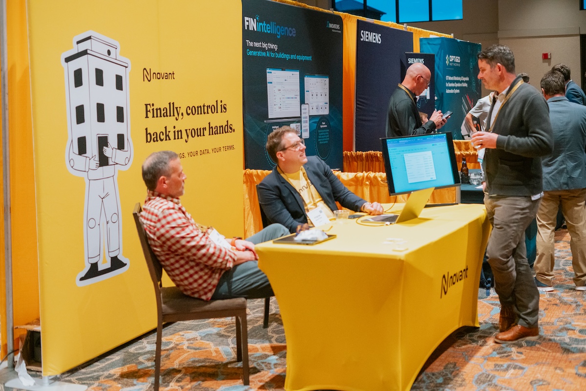 NexusLabsPro's tweet image. Day 1 of #NexusCon is in the books. This community is what makes this event great. Thank you to all who made it out to Denver. We can&apos;t wait to share with our whole community some of the insights being shared!