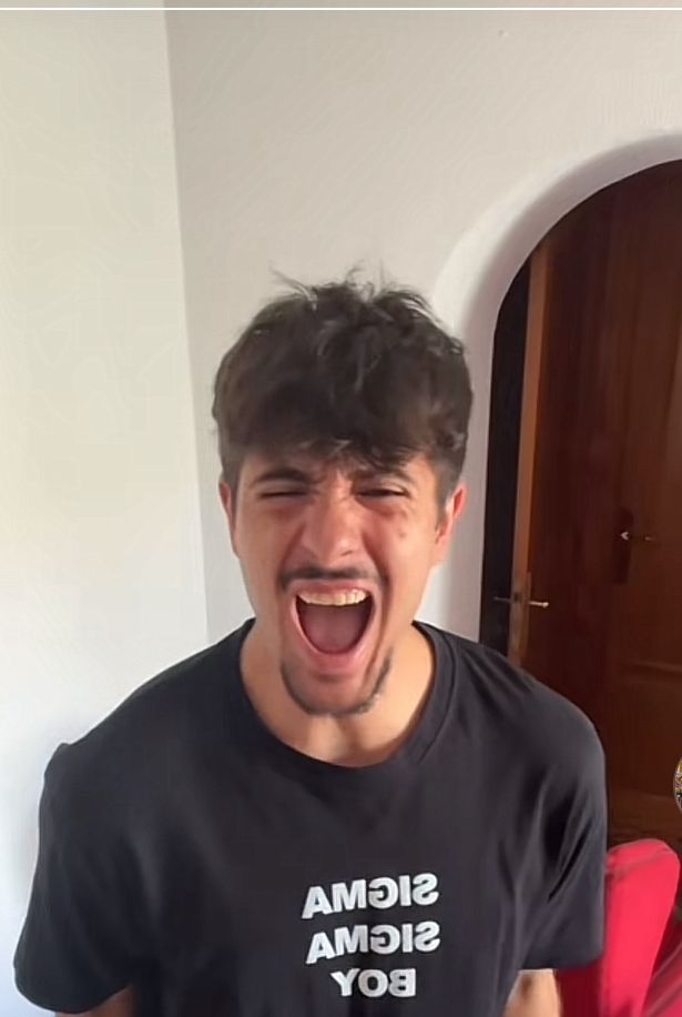 Me disfrazó de drh30