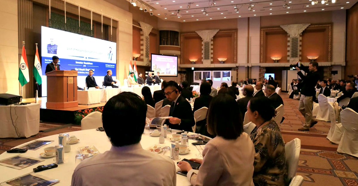 cmohry's tweet image. CM Shri @NayabSainiBJP at the Investor Roadshow in Osaka, engaging leading Japanese investors.

The event spotlighted Haryana’s immense potential in EVs, Semiconductors, Renewable Energy, Technical Textiles, IT and emerging tech sectors.