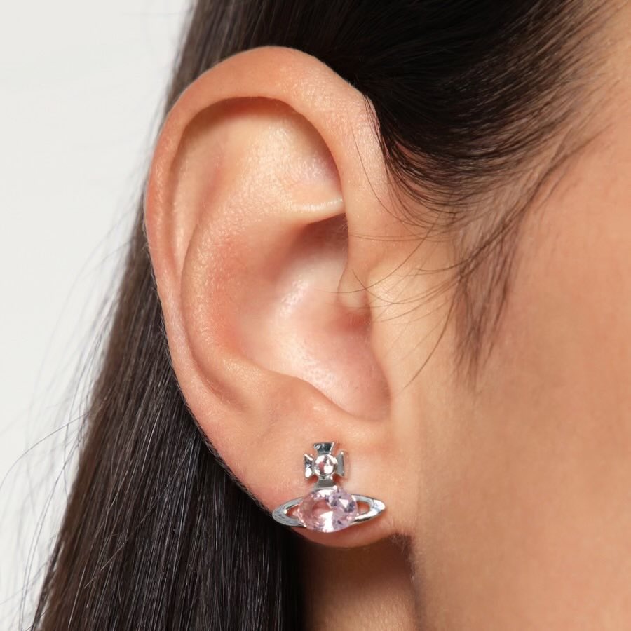 Npc_Brandstore's tweet photo. พร้อมส่ง✨ ต่างหู รุ่น Ailie earrings 😍 คริสตัลสีชมพู รุ่นใหม่น้า อะไหล่เงิน น่ารักมาก 💓

🔅ราคาน่ารัก 5,690.- ส่งฟรี ems🔅

ของแท้ 💯 อุปกรณ์ครบ กล่อง ถุงผ้า การ์ด

📱 สอบถาม - สั่งซื้อ Line : @622chuyc (มี@)

#ต่างหูvivivenne #ต่างหูvivienneพร้อมส่ง #ต่างหูviviennewestwood https://t.co/H6Ks4ma4Y3