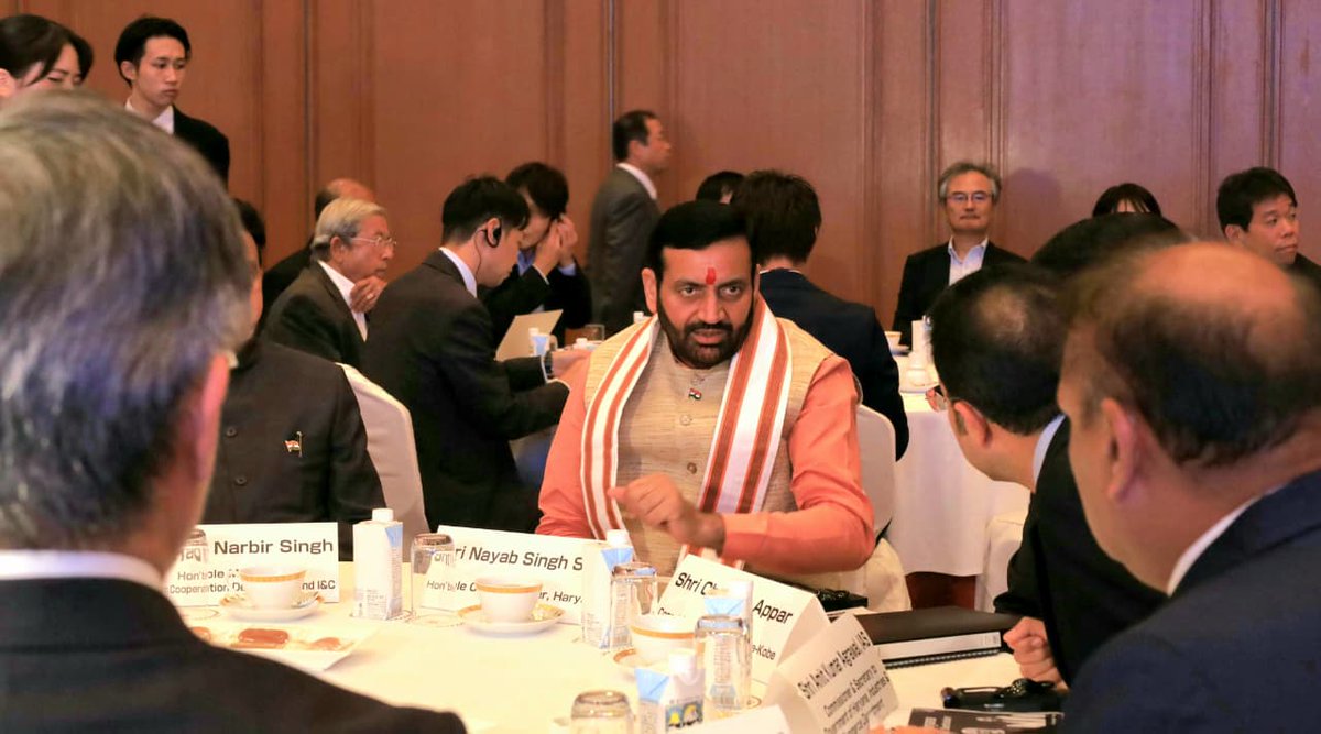 cmohry's tweet image. CM Shri @NayabSainiBJP at the Investor Roadshow in Osaka, engaging leading Japanese investors.

The event spotlighted Haryana’s immense potential in EVs, Semiconductors, Renewable Energy, Technical Textiles, IT and emerging tech sectors.
