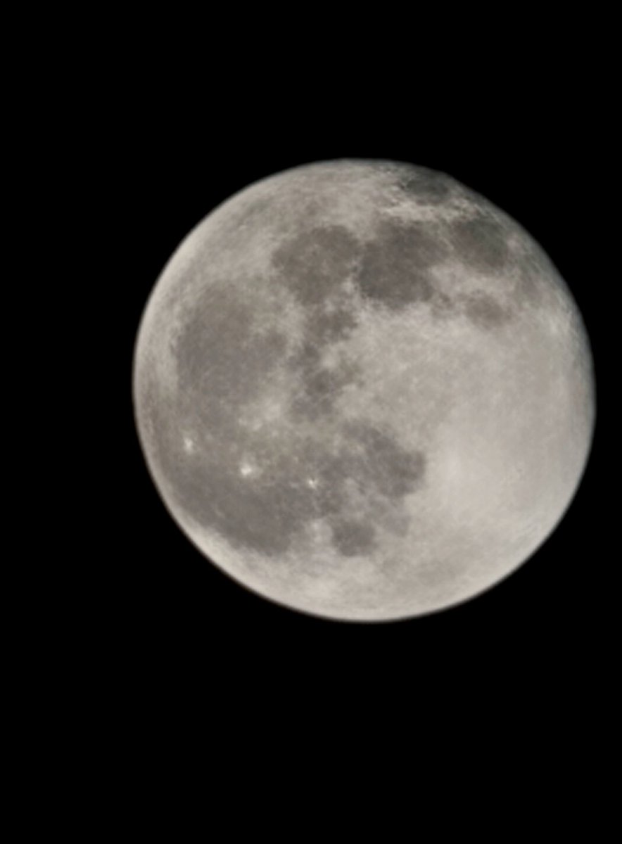AkramJawed947's tweet image. No filter needed when the #Moon looks like this..🌑🌚❤️😍
#FullMoon