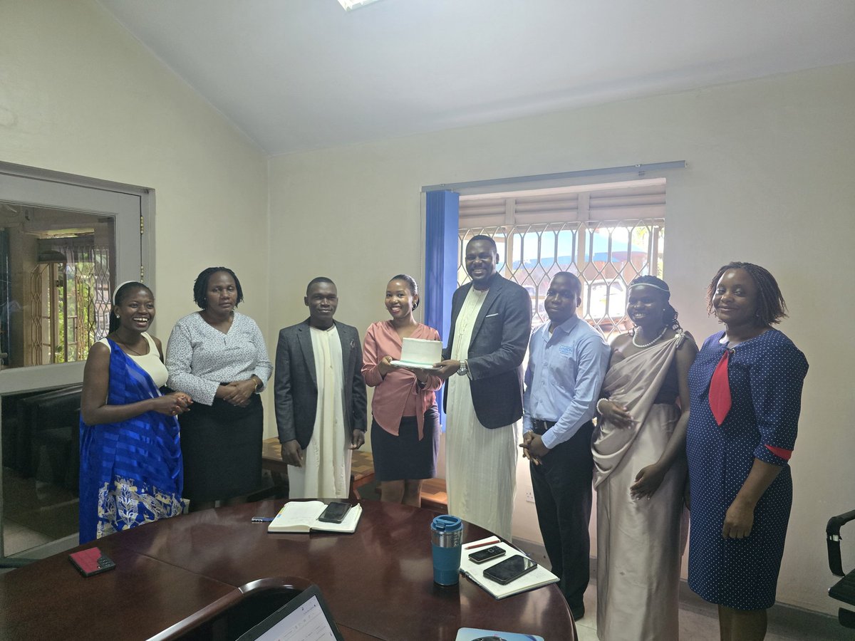 icealionug's tweet photo. In pictures: We visited our esteemed partners; the brokerage firms, in appreciation of their continued support and contribution to our shared success.
As part of our Customer Service Week celebrations, we delivered cake and shared moments of gratitude and partnership.
Together, we continue to make every service experience meaningful.
#CustomerServiceWeek #GweAsinga
#MissionPossible