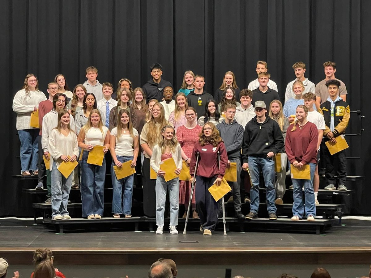 ByronBears's tweet image. WtG #ByronBears!
Congratulations to the students who earned a 3.83 or higher Cumulative GPA for the 24-25 school year. 

PSAT Outstanding Performance of 90% or higher are (L-R)Conner Esser, Gabriella Holmes, Evan Lujan, Parker McKay, Ava Todd, Miles Helvey