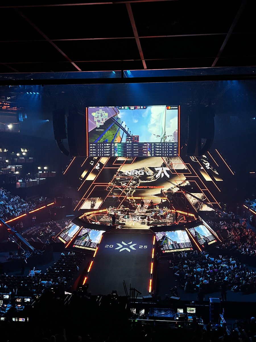 Silver (Val) tweet media