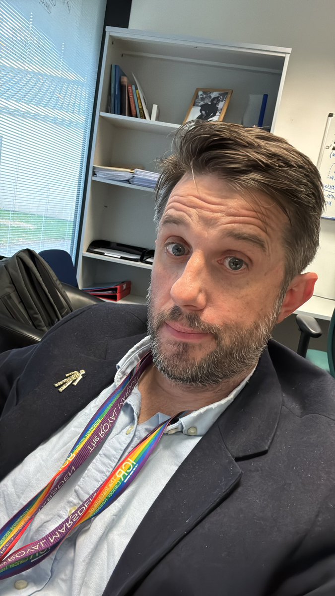 AdamSharpMedOnc's tweet image. The rarely seen non-fleece wearing version #offbrand