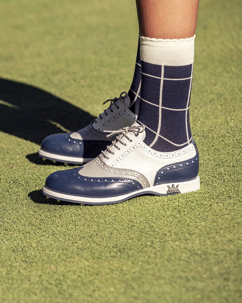 ASTI - Bold contrast, feminine power — a true classic redefined 🔵⚪
👉bit.ly/LGASTblue