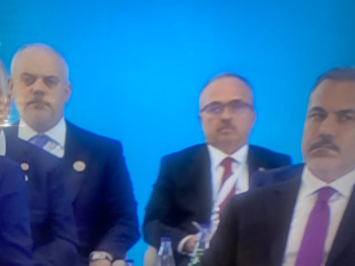 Birol_Akgun's tweet photo. Türk Devletleri Teşkilatı’nın 12. Zirvesi Azerbaycan’ın tarihi Gebele şehrinde başarıyla tamamlandı.  Sayın Cumhurbaşkanımız Erdoğan’ı ve heyetini ağırlamaktan ve kardeş Türk halkları arasında  “Dilde, fikirde ve işte” birliğin güçlenmesini  görmekten bahtiyar oldum.  #Gebele https://t.co/zIDrOKsYqR