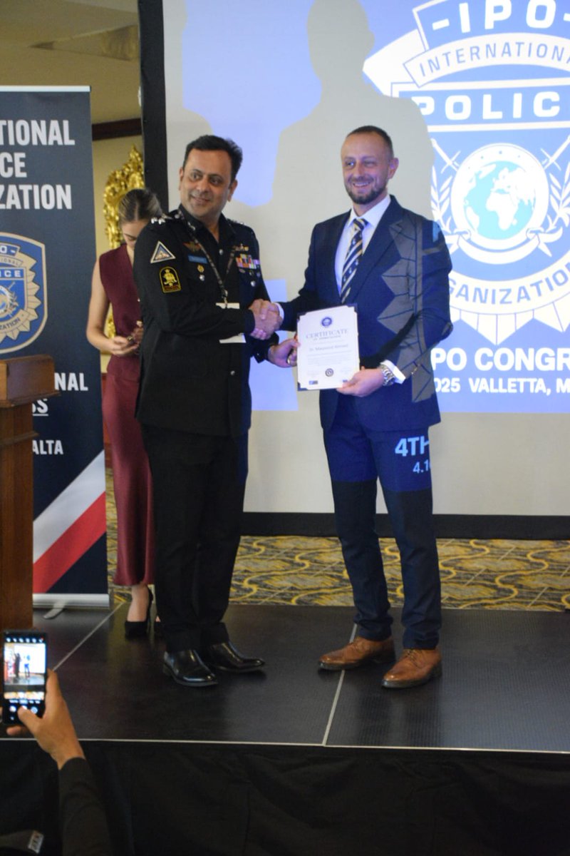 ipopaksection's tweet photo. 𝐈𝐏𝐎 𝐏𝐀𝐊𝐈𝐒𝐓𝐀𝐍 𝐃𝐄𝐋𝐄𝐆𝐀𝐓𝐈𝐎𝐍 𝐏𝐀𝐑𝐓𝐈𝐂𝐈𝐏𝐀𝐓𝐄𝐒 𝐈𝐍 𝟒𝐓𝐇 𝐈𝐍𝐓𝐄𝐑𝐍𝐀𝐓𝐈𝐎𝐍𝐀𝐋 𝐈𝐏𝐎 𝐂𝐎𝐍𝐆𝐑𝐄𝐒𝐒 𝐈𝐍 𝐌𝐀𝐋𝐓𝐀

#SSU | #IPO | #Congress | #International | #Delegation | #Malta | #DrMaqsoodAhmed | #PakistanPolice | #Police | #SindhPolice https://t.co/4KTnReiRaP
