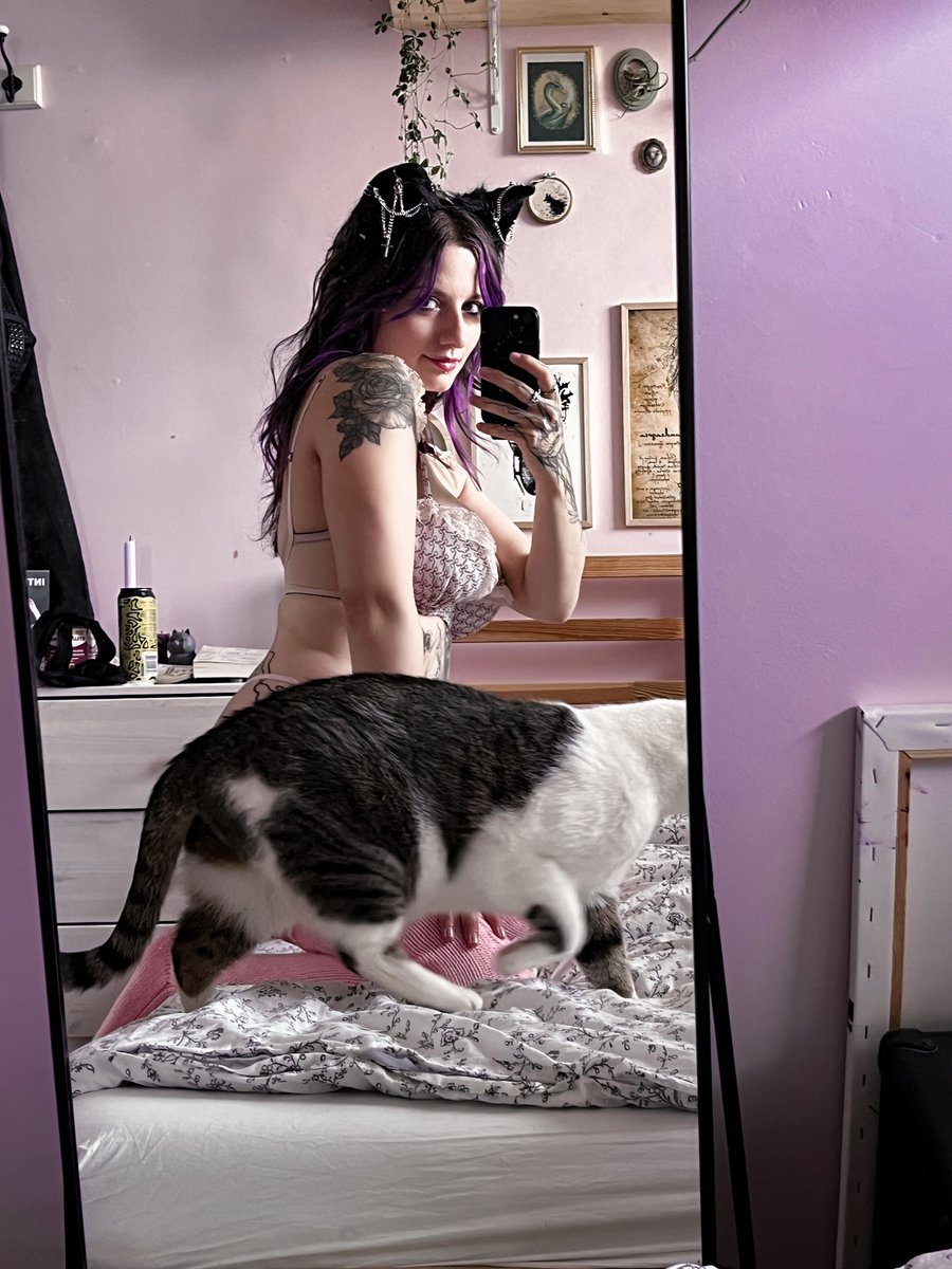 Luna Fern tweet media