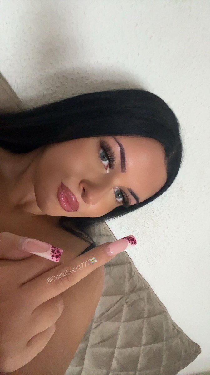 Ohne brav zu zahlen, wirst du niemals meine Aufmerksamkeit kriegen!!🖕🏻
Ein dummer *ZahlOpfer*, der es liebt an 🇹🇷türkische Frauen abzudrücken!!🐷💸