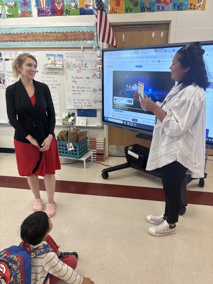 MrsStrain's tweet image. Congratulations to Mrs Williams for being named our next @MCPS Fire Ribbon winner. Mrs Gibson selected her for her leadership & commitment to the Eagle Nation! @Director_DSLI #UnleashingPotential #FireRibbon