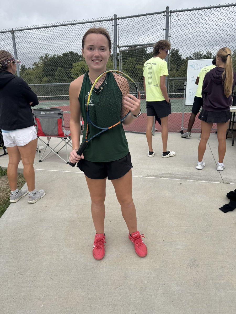 Allison McCallum advancing to the semifinal match at the 5 singles!