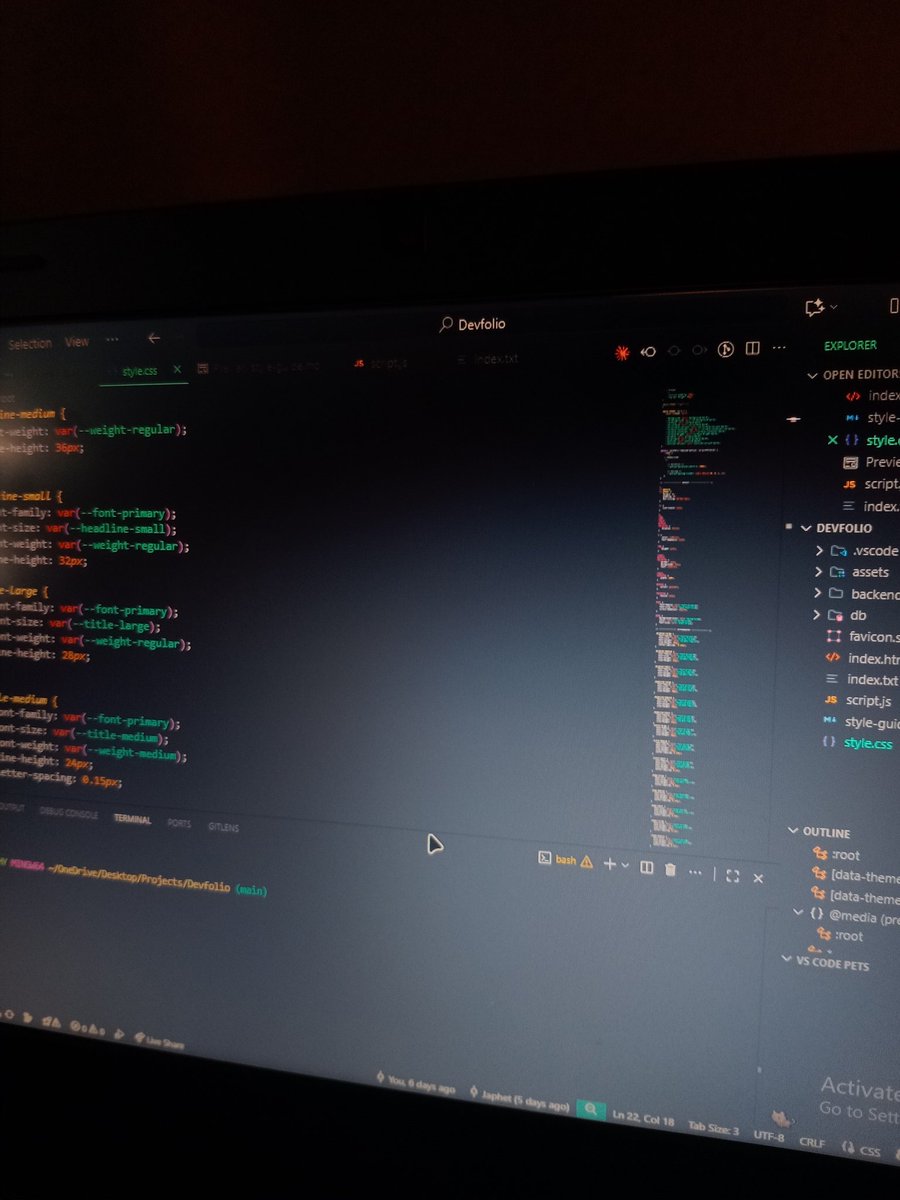 TheIntrovertedJ's tweet image. css has to be one of the chillest &quot;languages&quot;