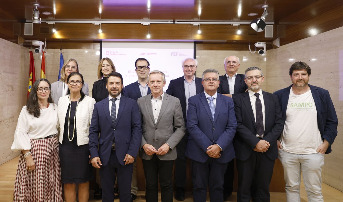 Colegio Médicos CR tweet media