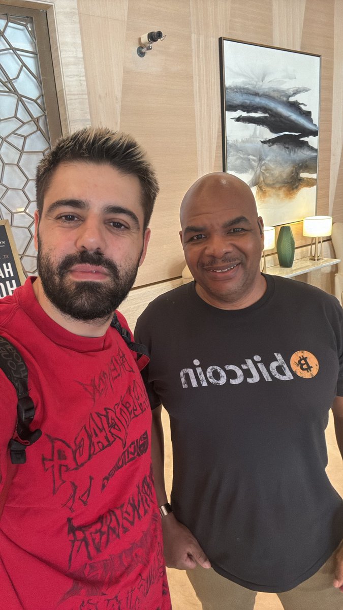 YoHViral's tweet image. He tolded us 🤯 and also to not sell 🤯 
@Davincij15