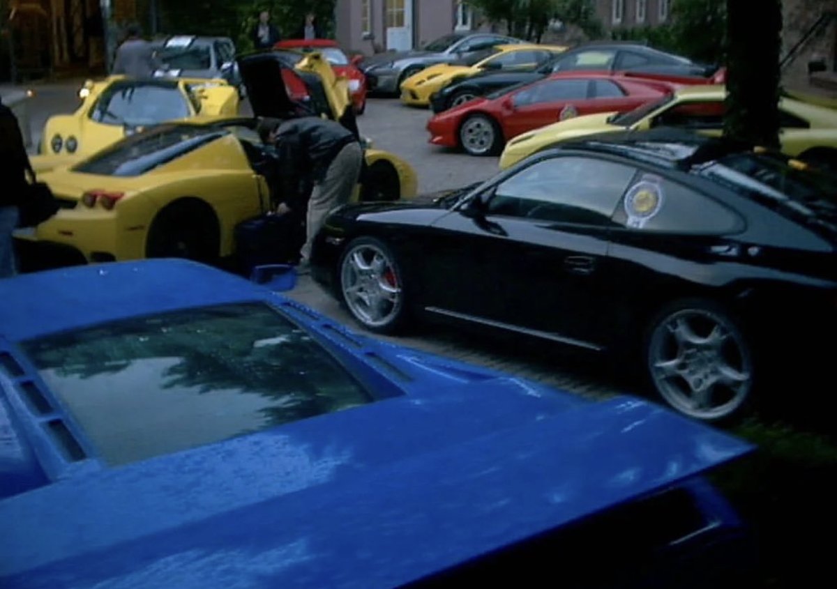CarSighting's tweet image. couldn’t find what I was looking for, even though I know the photo exists. This is the only thing I’ve got