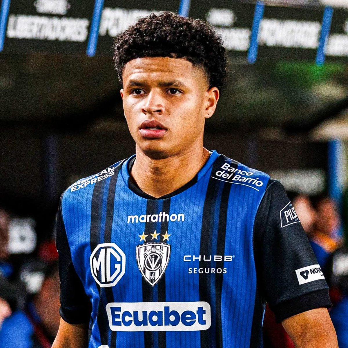 TalkingWolves's tweet image. #Wolves reportedly hold an interest in Independiente del Valle midfielder Patrik Mercado.
Wolves representatives have presented their project to the 22 year old who is said to be available for a reasonable price in January or next summer.
📰 @bolavipcom | #WWFC