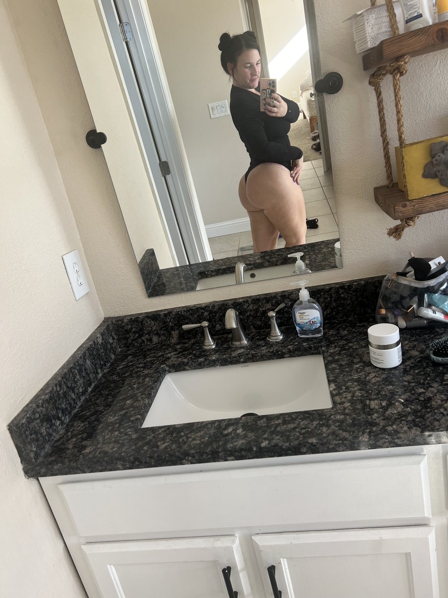 just a quick selfie before I start my day.. won't you spoil me. #milf #body #bodysuit #daddy #pawg #wife #bored #content #thong #hair #spaceballs #housewife #goodgirl