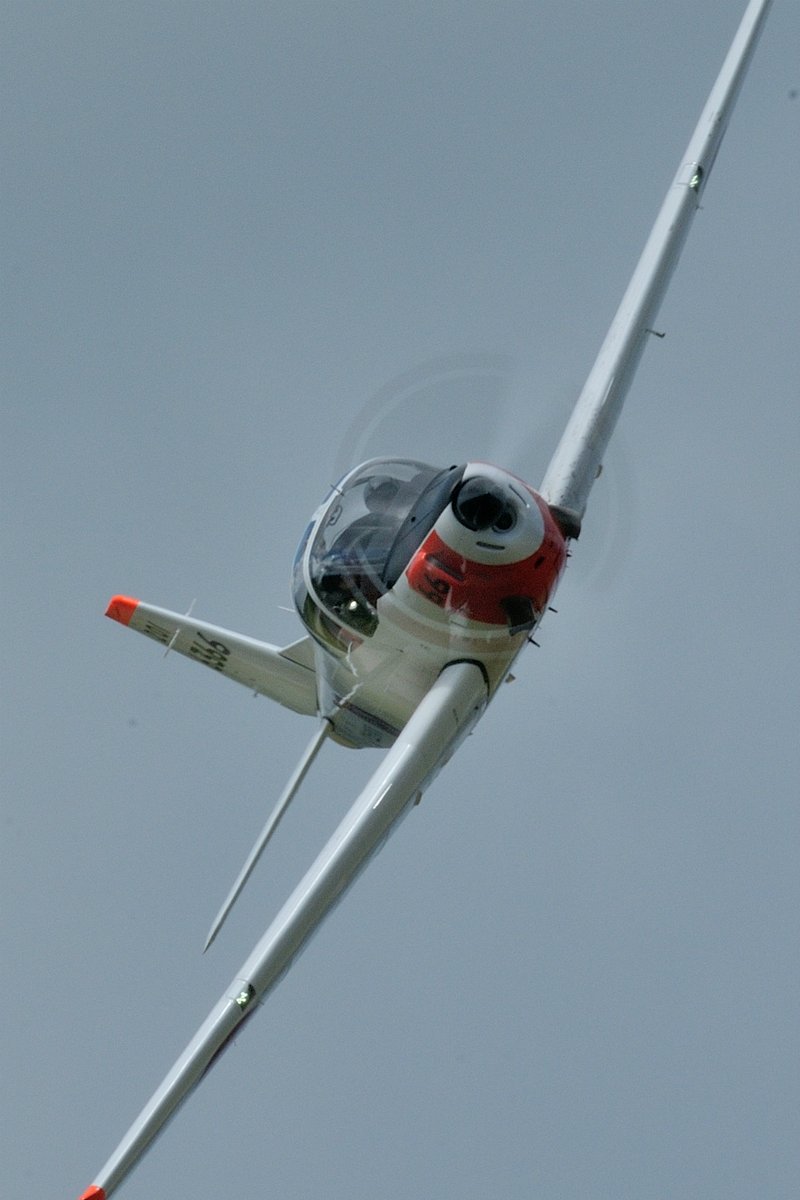 reborn_genkai15's tweet photo. 25/10/05　芦屋基地
航空祭2025
201SQ T-5 ホワイトアローズ
#芦屋基地 #小月基地 
#芦屋基地航空祭 
#T5 #WhiteArrows #ホワイトアローズ 
#空自 #JASDF  #海自 #JMSDF https://t.co/pjYEAXBDv2