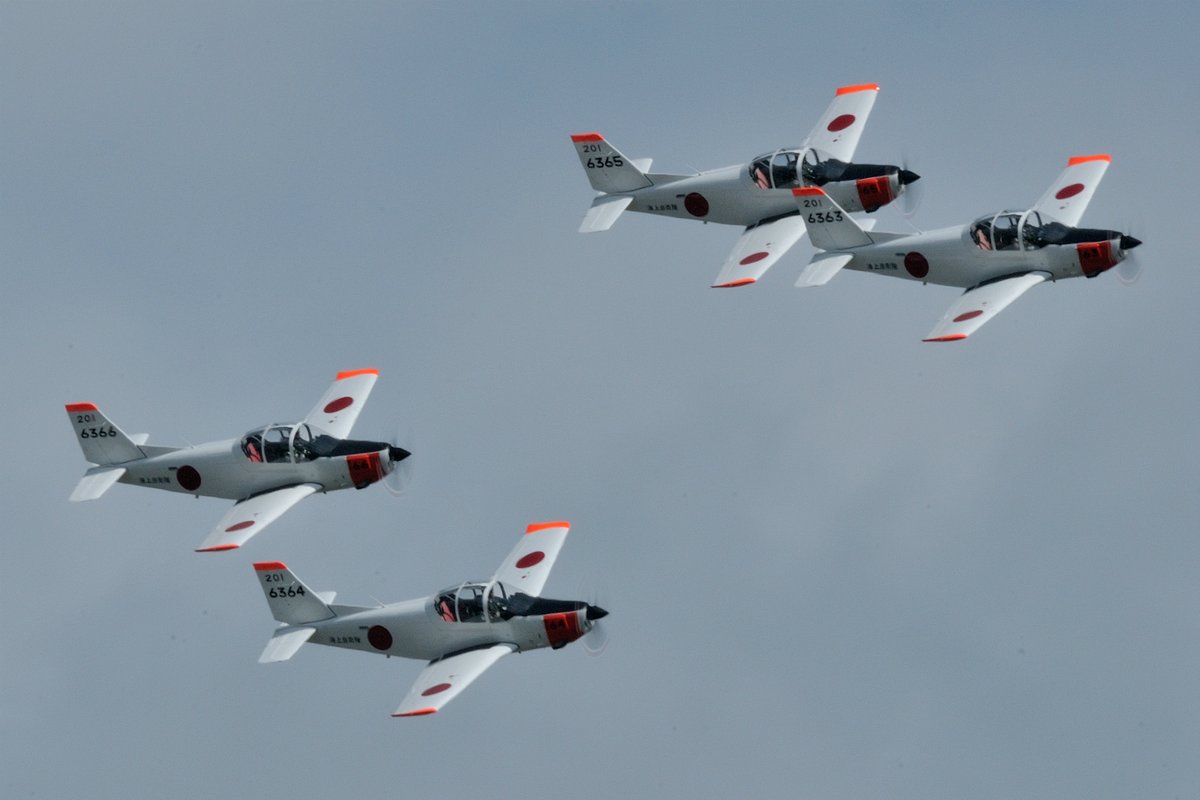 reborn_genkai15's tweet photo. 25/10/05　芦屋基地
航空祭2025
201SQ T-5 ホワイトアローズ
#芦屋基地 #小月基地 
#芦屋基地航空祭 
#T5 #WhiteArrows #ホワイトアローズ 
#空自 #JASDF  #海自 #JMSDF https://t.co/pjYEAXBDv2