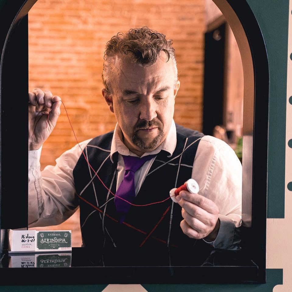 #Biblioescena2025 mañana
Cía. Oscar Escalante pondrá en escena ‘Arkhe’. Biblioteca Pública de Palencia (19h)
Cía. Fresas con Nata presentará ‘La silla’ en la Biblioteca Pública de Soria  (19h)
Cía. Mejor con arte presentará ‘El robo’ en la Biblioteca Pública de Salamanca (19.30h)