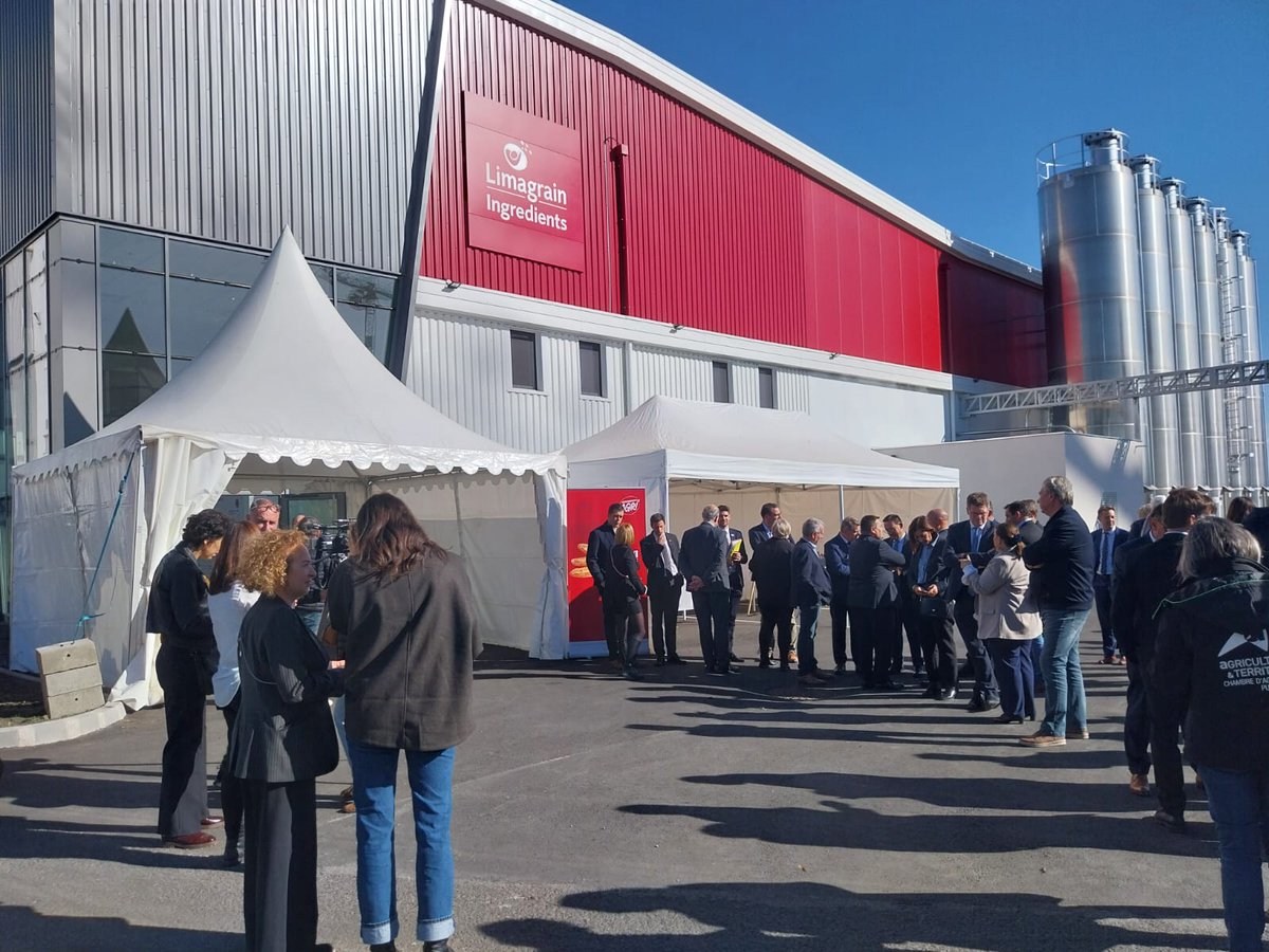 #Attractivité |🌾🏭 Hier, les élus de Riom Limagne et Volcans étaient présents à l'inauguration d’une nouvelle ligne de production de farines fonctionnelles et de protéines végétales, ainsi qu’à l’extension du moulin à blé de <a href="/Limagrain/">Limagrain</a> sur le site d'Ennezat et de Saint-Ignat !🍞