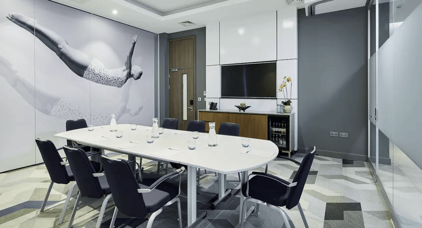 .<a href="/CourtyardOxSth/">Courtyard by Marriott Oxford South</a> offers 2000 sq ft of meeting and event space with natural daylight and technologies with superior and connecting rooms, great for families. bit.ly/2lO5Xof #CourtyardbyMarriott #eventspaces #oxfordhsirevenues