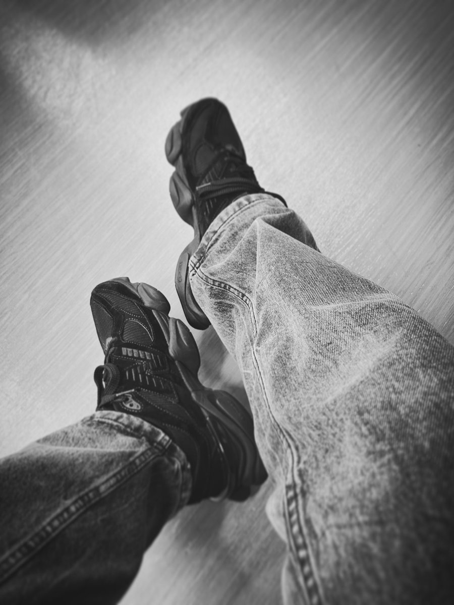 最近のお気に入り。
newbalance 9060