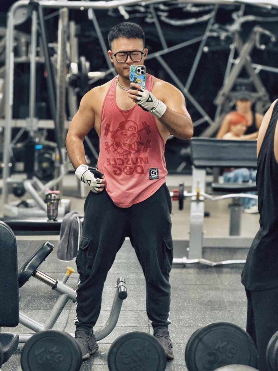 久しぶりのトレーニング、今日は肩です。💪