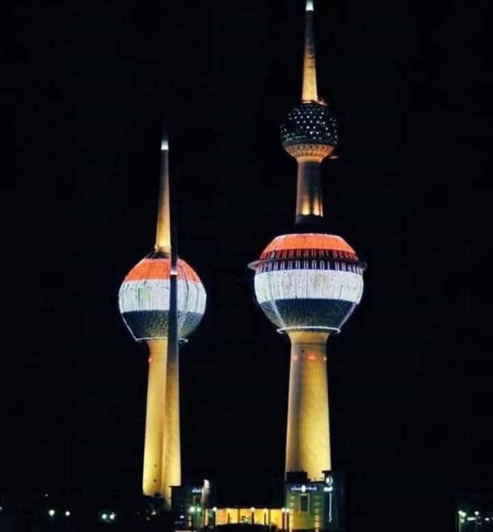 أبراج الكويت تتزين بعلم مصر بمناسبه ذكرى إنتصارات ٦ اكتوبر 🇪🇬❤️🇰🇼