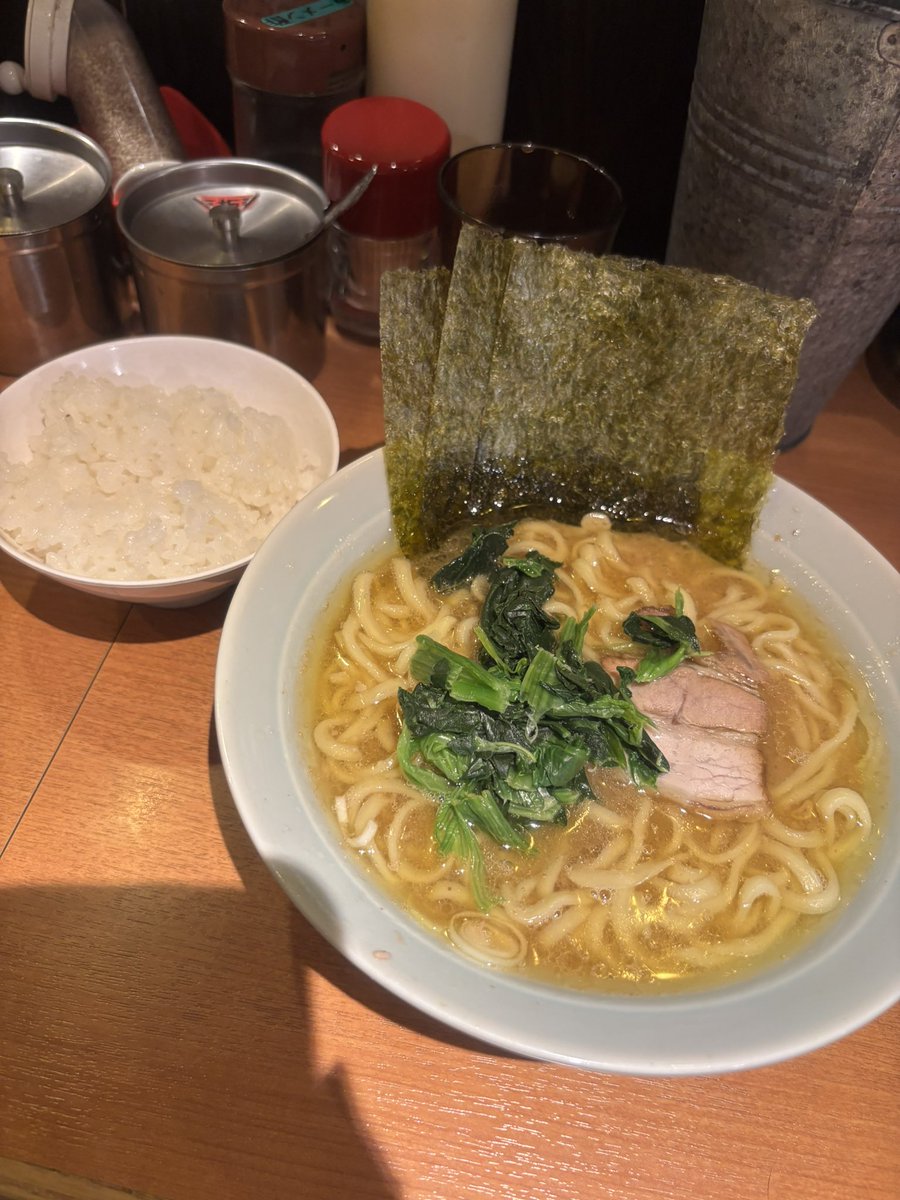テロリストなので