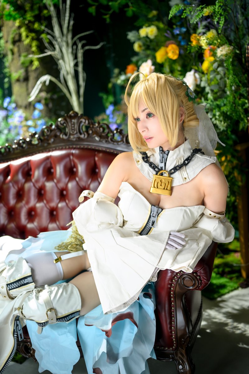 光の中でー

cosplay / ネロ・ブライド
p:<a href="/fken69/">fken</a> 

#FGO10周年  #fgocosplay