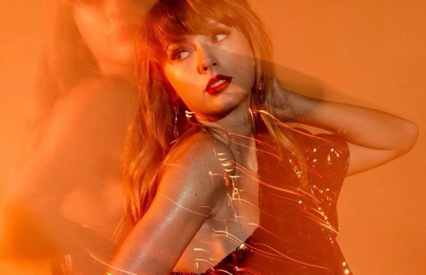 plusmusicbr's tweet image. Taylor Swift explica por que alguns álbuns demoram para serem totalmente apreciados:

“Como uma espécie de artista, uma das nossas principais funções, é ser um espelho para as pessoas. A maneira como você se sente em relação à nossa arte tem a ver com a experiência de vida que…