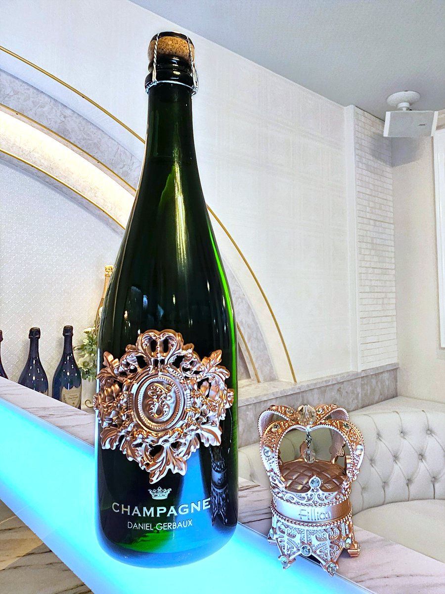 FILLICO CHAMPAGNE 🇫🇷 フィリコシャンパン (@FillicoC