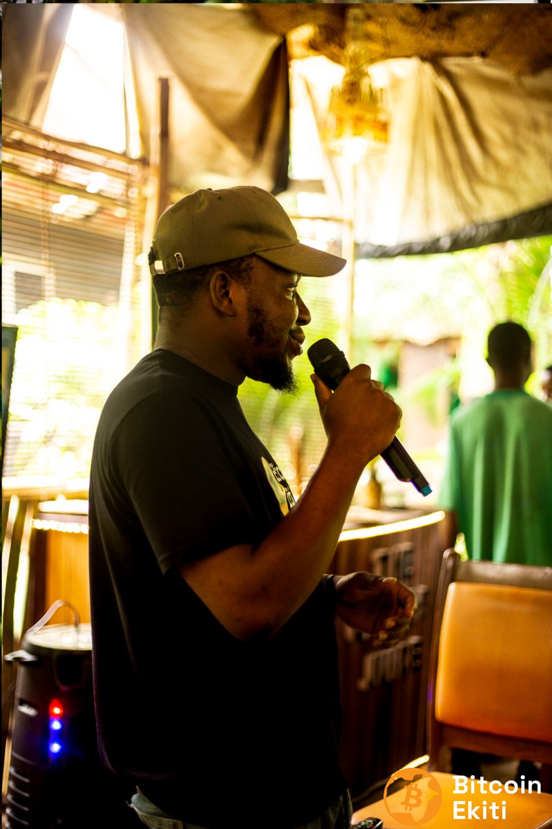 We had an incredible and impactful Bitcoin Meetup in Ekiti State! which was hosted by <a href="/Glow_boss/">Glowboss ⚡️</a> BitcoinEkiti lead.
-
We had a rich mix of students, merchants, and freelancers in attendance, all eager to learn, share, and explore how Bitcoin empowers financial freedom and local,