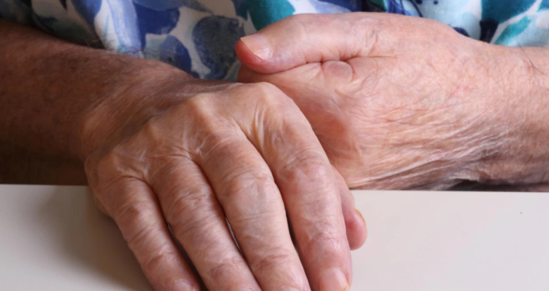SEDISA_NET's tweet image. 🏩Las hospitalizaciones se duplicarán en 2050.
🔗shorturl.at/ik0Qr vía @larazon_es @Sociedad_SEMI #GestiónSanitari